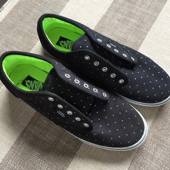 ladies black vans size 6